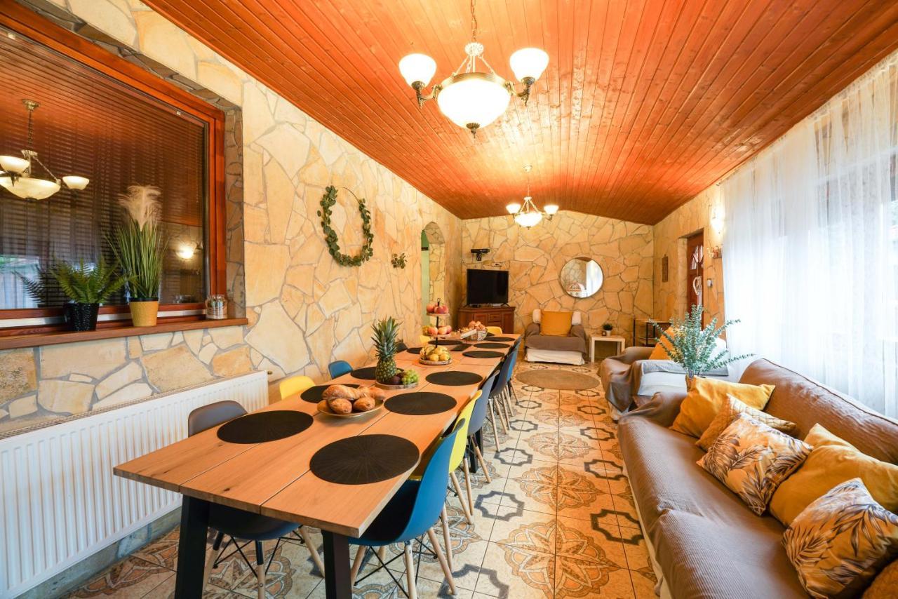 Fiesta Balaton Villa Balatonszarszo Buitenkant foto